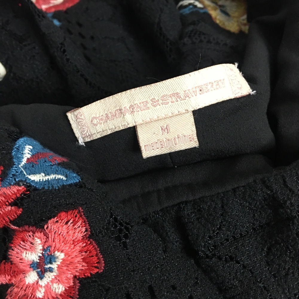 Floral Off-Shoulder Black Dress - Picture 6 of 9